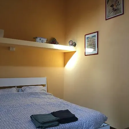 Mansarda San Maurizio شقة